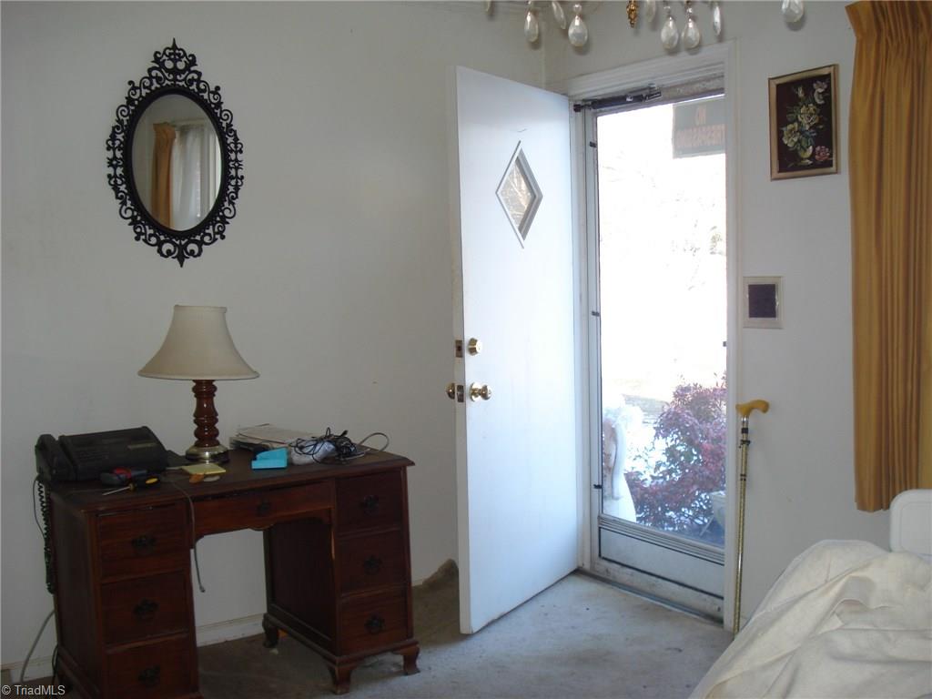 3299 Leonard Road Lexington, NC 27295 - Photo 11 of 26 Gallery Image 11