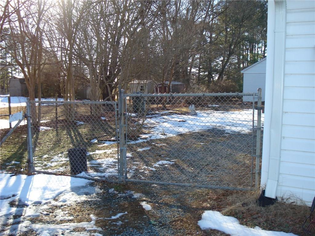 3299 Leonard Road Lexington, NC 27295 - Photo 5 of 26 Gallery Image 5