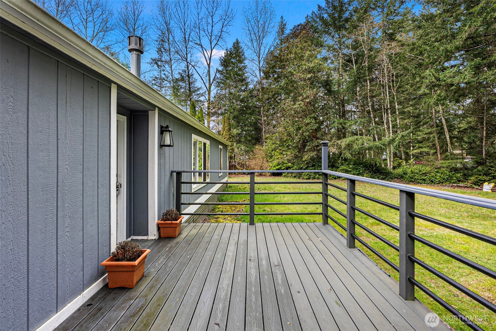 6044 Southwest Old Clifton Road Port Orchard, WA 98367 - Photo 24 of 36