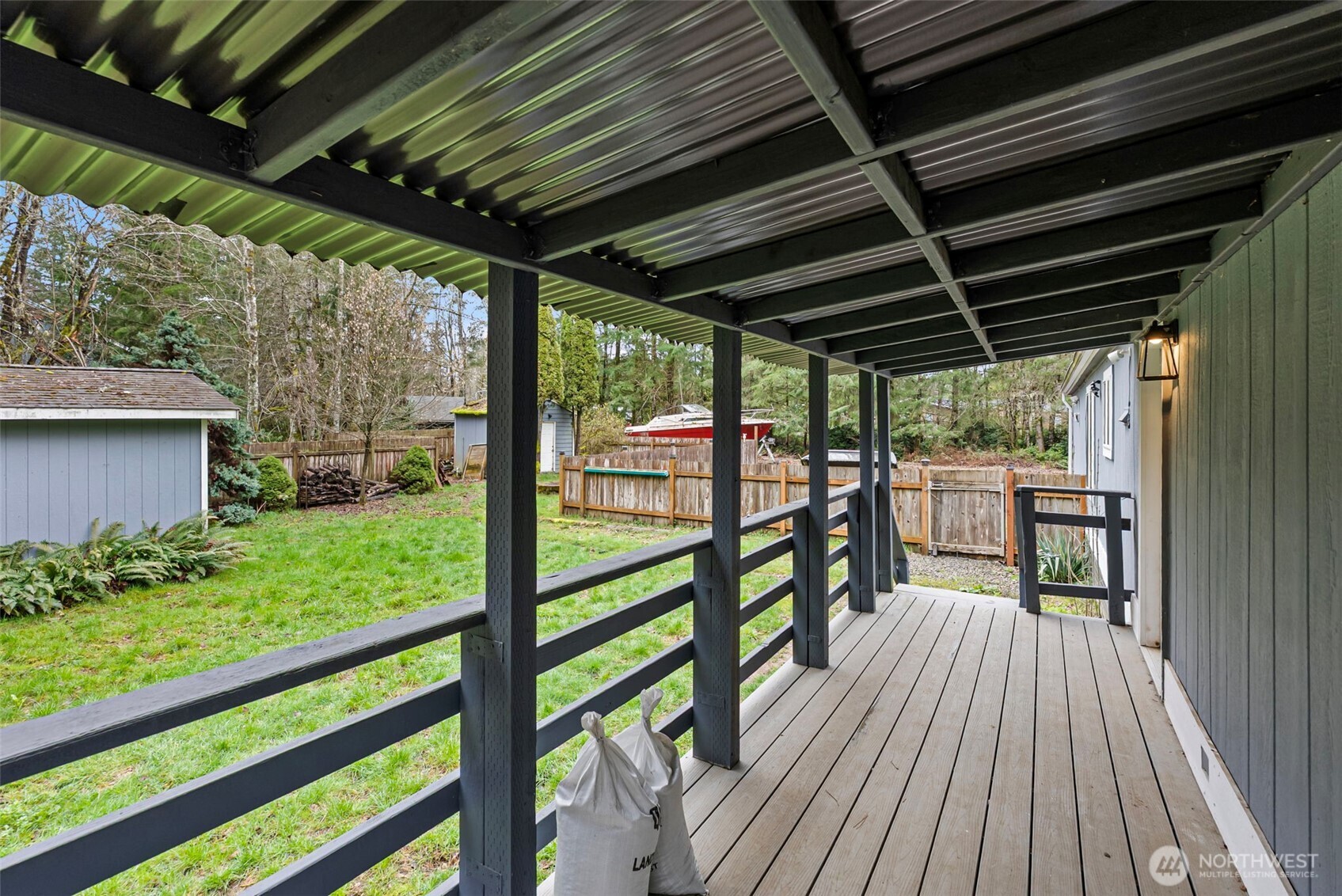 6044 Southwest Old Clifton Road Port Orchard, WA 98367 - Photo 25 of 36