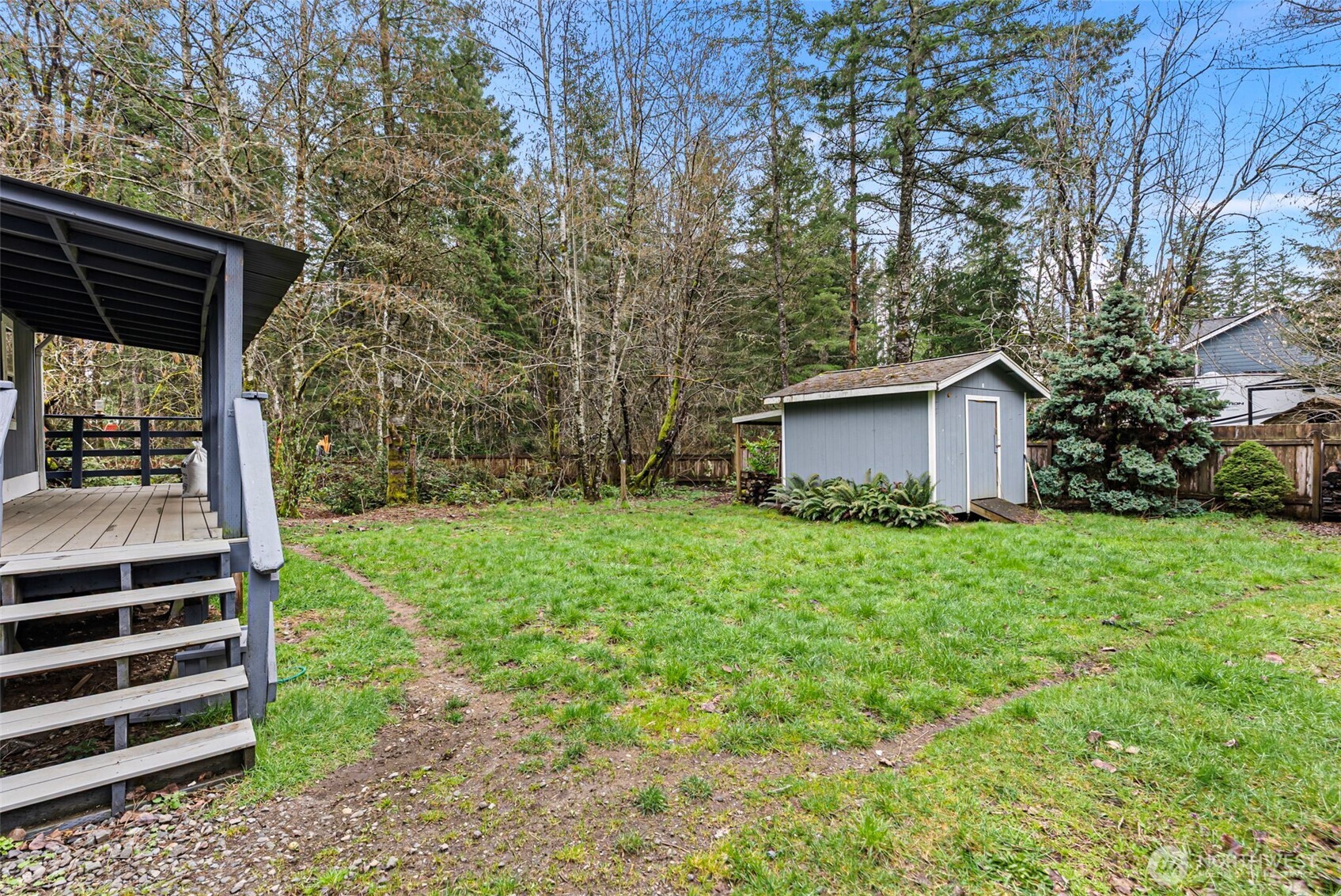 6044 Southwest Old Clifton Road Port Orchard, WA 98367 - Photo 26 of 36