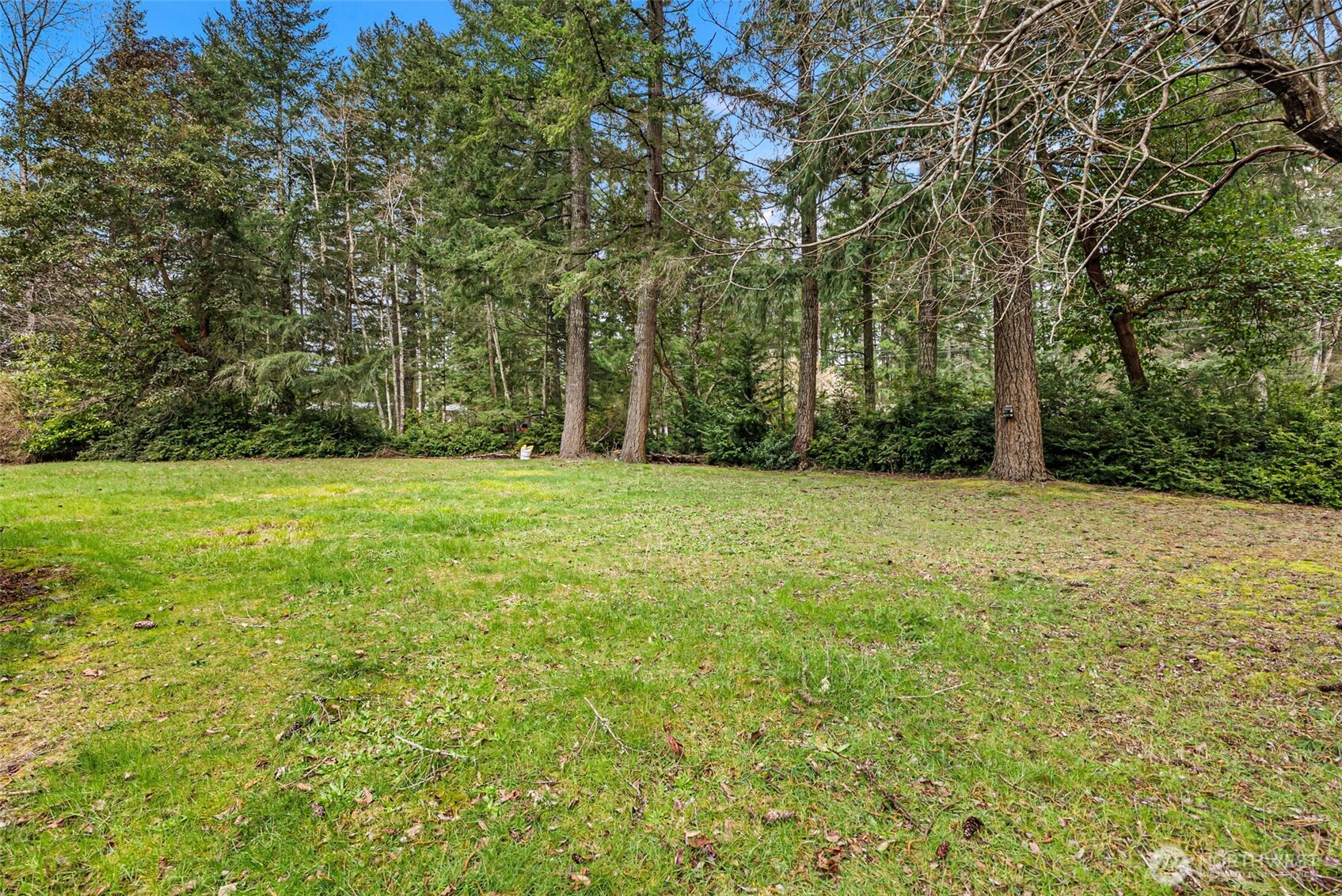 6044 Southwest Old Clifton Road Port Orchard, WA 98367 - Photo 30 of 36
