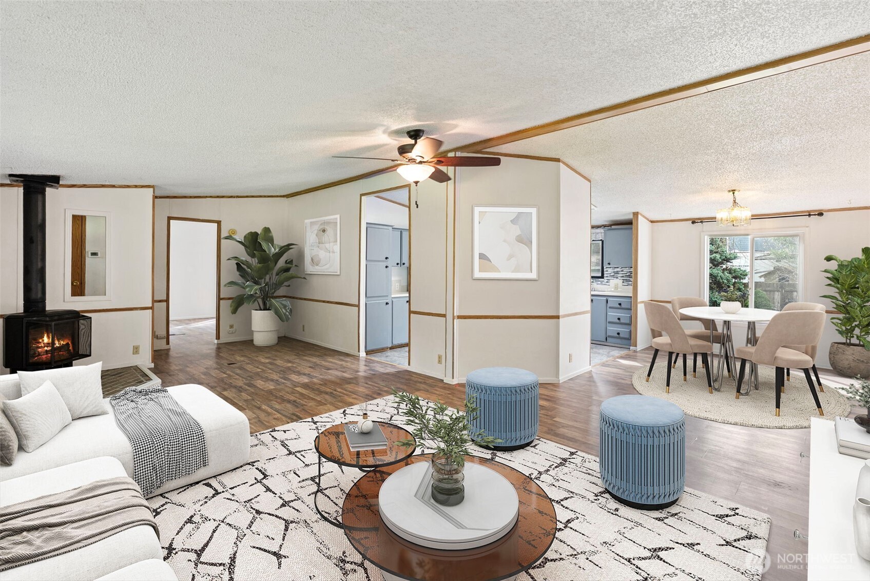 6044 Southwest Old Clifton Road Port Orchard, WA 98367 - Photo 3 of 36