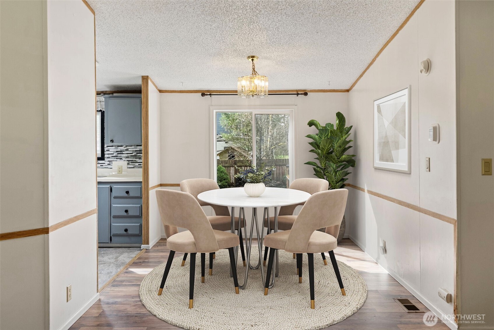 6044 Southwest Old Clifton Road Port Orchard, WA 98367 - Photo 8 of 36