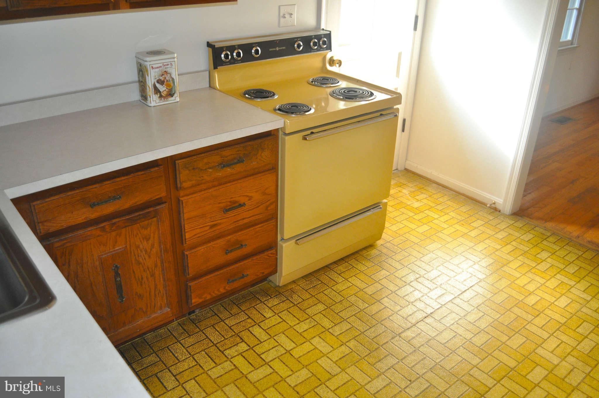 9223 Old Waterloo Road Warrenton, VA 20186 - Photo 25 of 28 Kitchen
