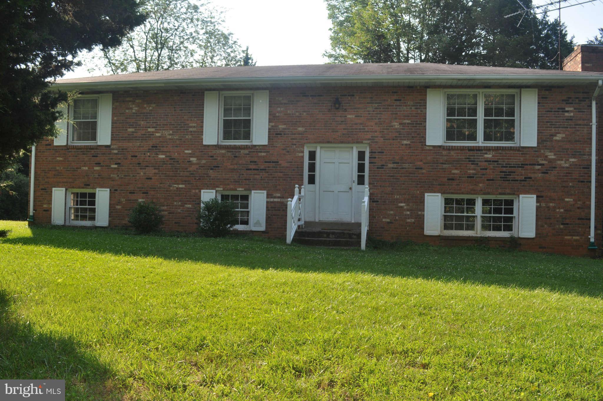 9223 Old Waterloo Road Warrenton, VA 20186 - Photo 6 of 28 Exterior Front