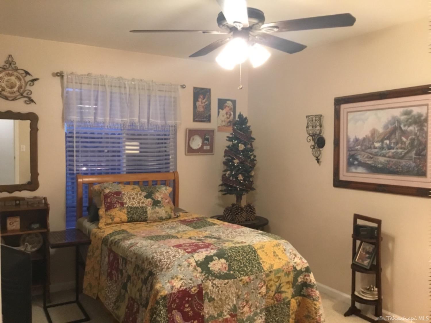 449 Apple Way Tehachapi, CA 93561 - Photo 13 of 26 Bedroom 1