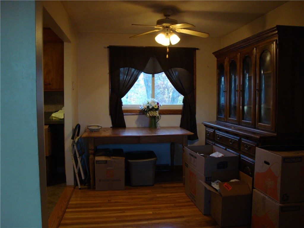 43 Lydia Road Coventry, RI 02816 - Photo 5 of 12 dining area