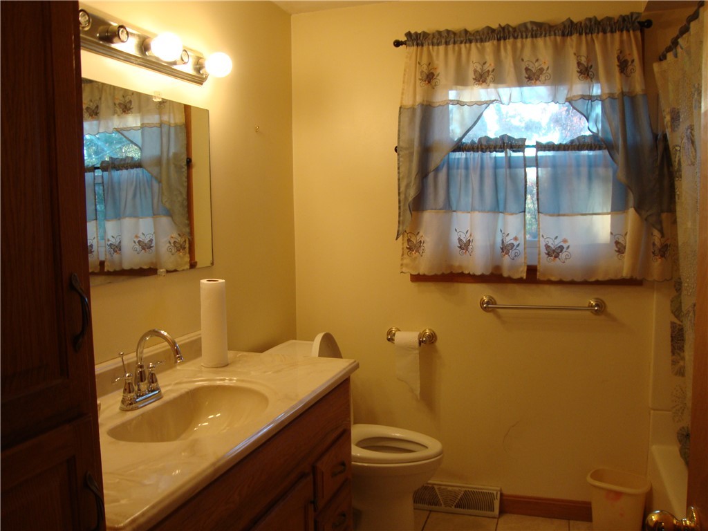 43 Lydia Road Coventry, RI 02816 - Photo 7 of 12 full bathroom