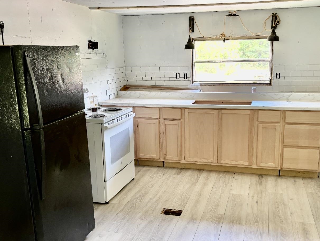 215 Six Flags Road, Unit 14B Campton, NH 03223 - Photo 3 of 15
