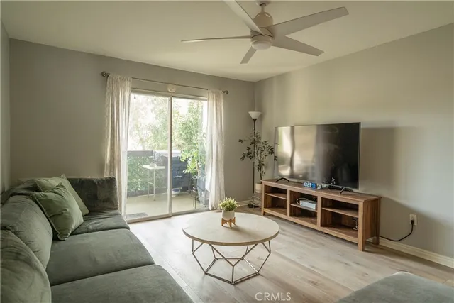 $549,000 | 12200 Montecito Road, Unit D303, Seal Beach, CA 90740