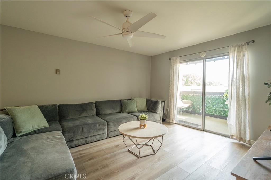 12200 Montecito Road, Unit D303 Seal Beach, CA 90740 - Photo 2 of 23