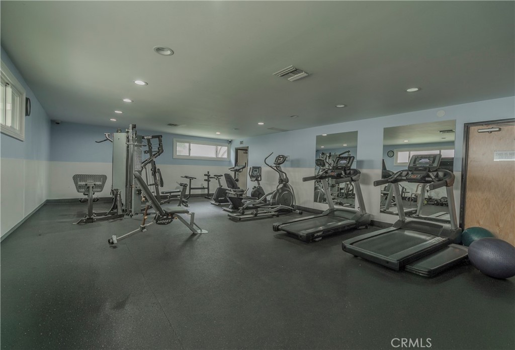 12200 Montecito Road, Unit D303 Seal Beach, CA 90740 - Photo 22 of 23