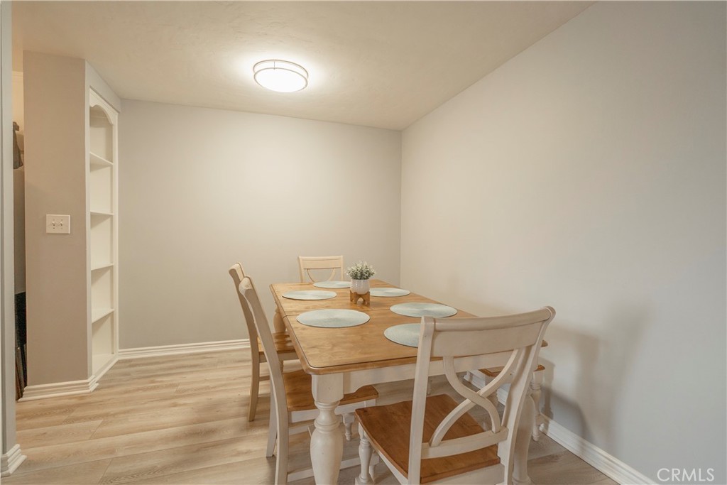 12200 Montecito Road, Unit D303 Seal Beach, CA 90740 - Photo 4 of 23