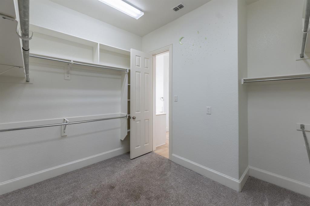 11775 Frontier Drive Frisco, TX 75033 - Photo 22 of 40 a view of an empty walk in closet