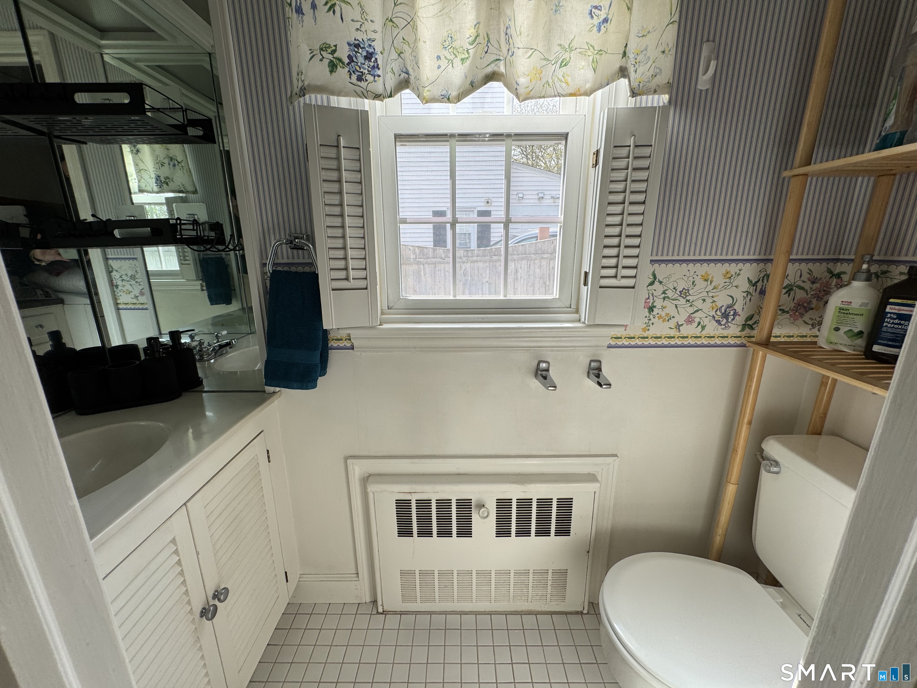 18 Lawler Road West Hartford, CT 06117 - Photo 8 of 23
