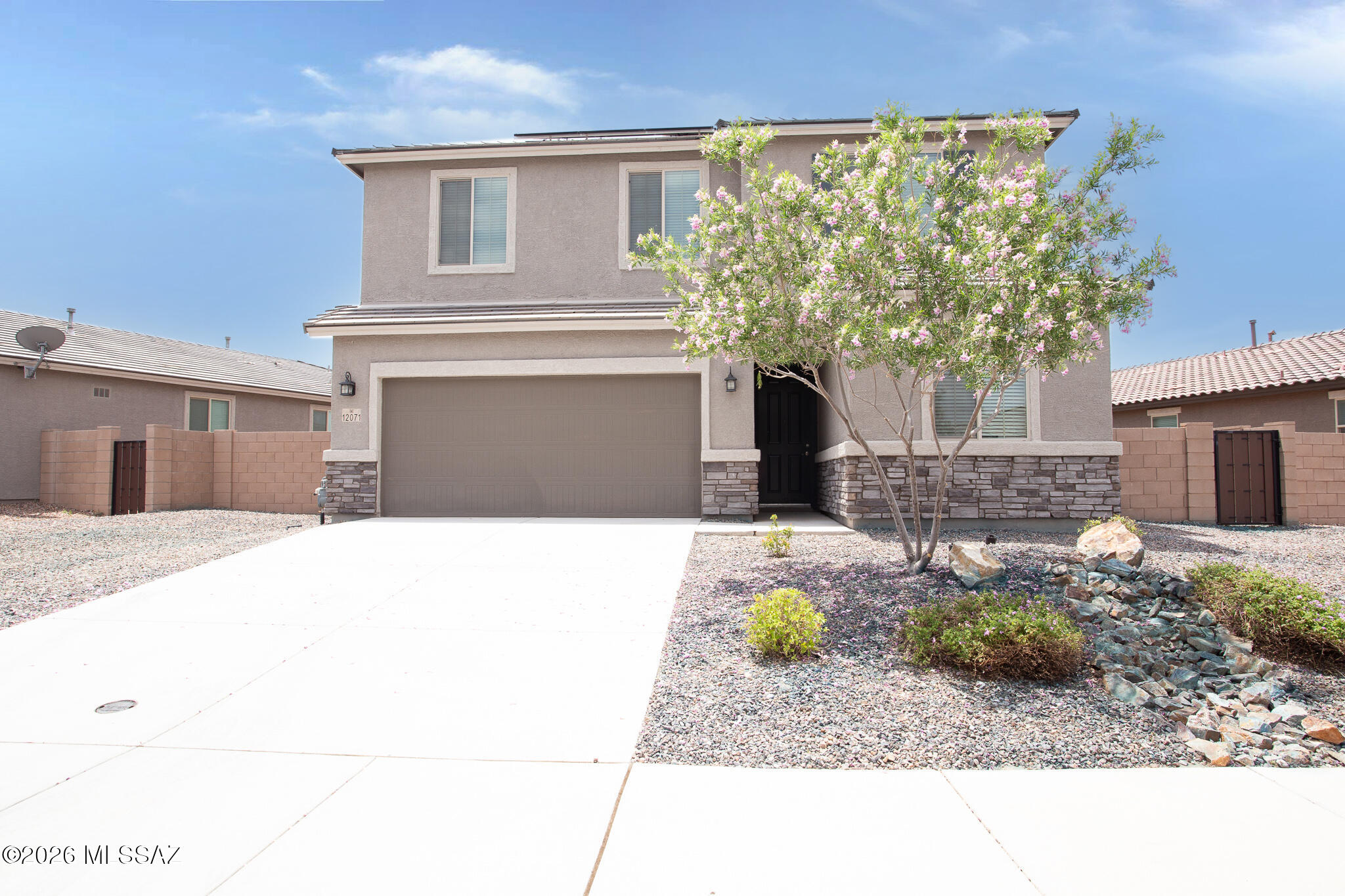 12071 East Ryscott Circle Vail, AZ 85641 - Photo 1 of 37 Front View