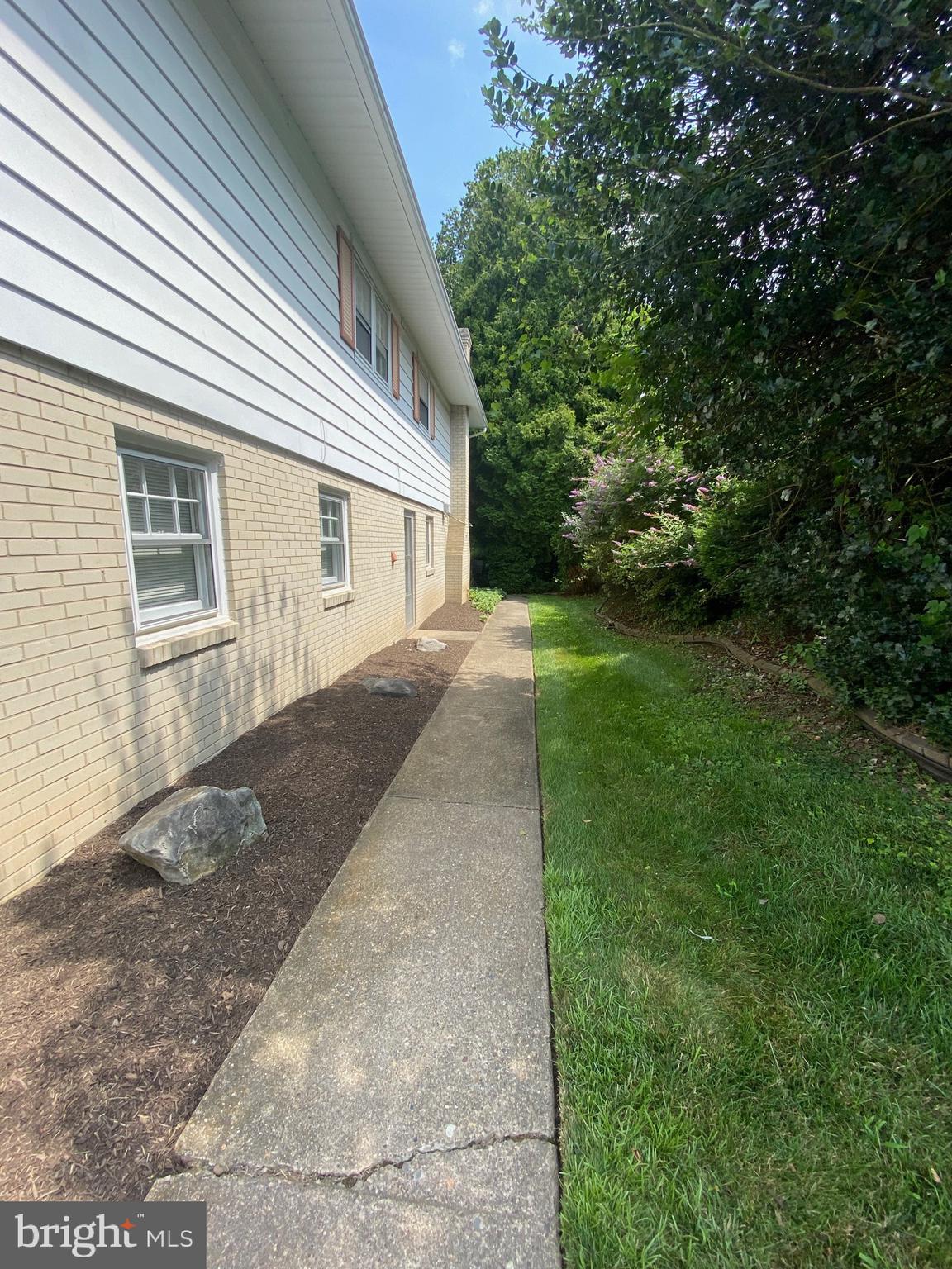 1471 Autumn Road Jenkintown, PA 19046 - Photo 31 of 40