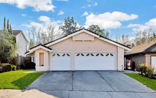 $699,999 | 4968 Buckboard Way, Richmond, CA 94803