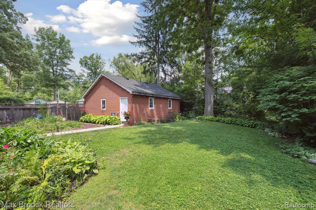 4024 Cumberland Road Berkley, MI 48072 - Photo 49 of 60
