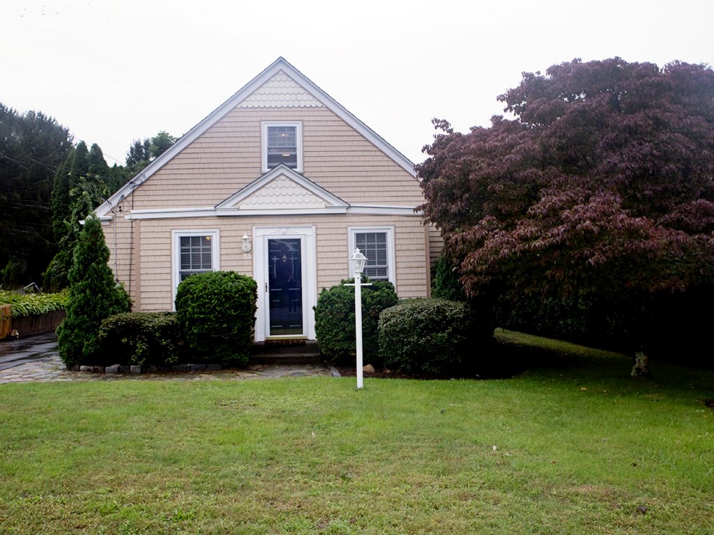 33 John Duggan Road Tiverton, RI 02878 - Photo 1 of 23 Gallery Image 1