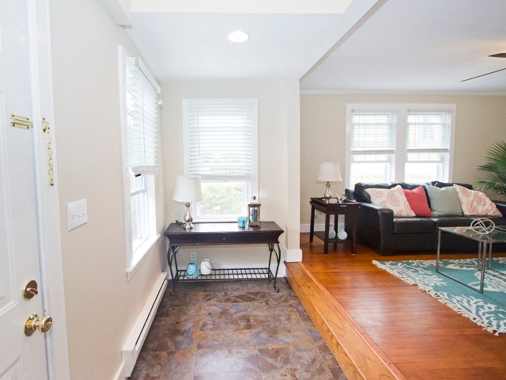 33 John Duggan Road Tiverton, RI 02878 - Photo 3 of 23 Gallery Image 3