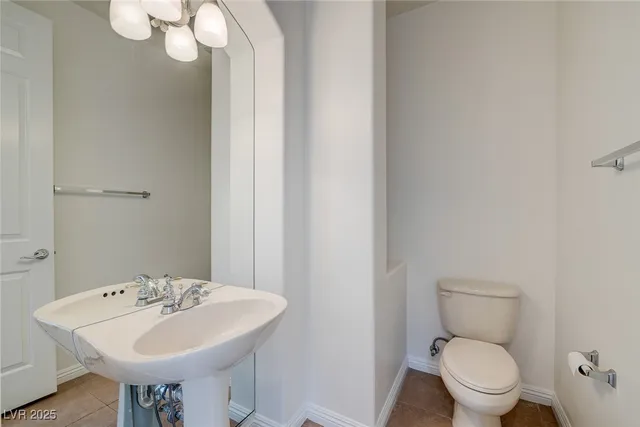 $4,585 | 313 Onyx Crest Street, Las Vegas, NV 89145