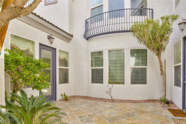 $4,585 | 313 Onyx Crest Street, Las Vegas, NV 89145