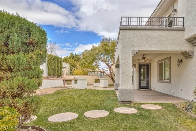 $4,585 | 313 Onyx Crest Street, Las Vegas, NV 89145
