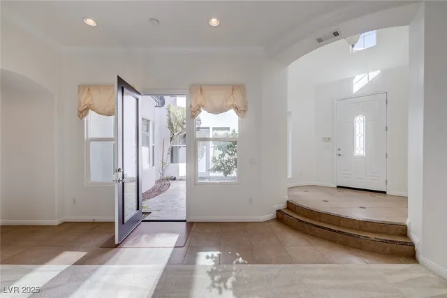 $4,585 | 313 Onyx Crest Street, Las Vegas, NV 89145