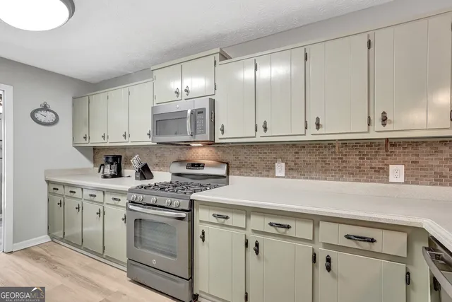 $5,500 | 300 Briarwood Road, Tyrone, GA 30290