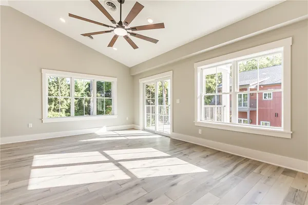 $2,950 | 640 Jefferson Avenue, Unit H4, Perinton, NY 14450