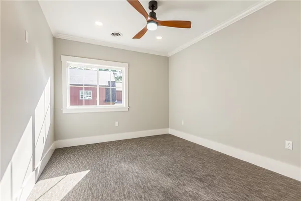 $2,950 | 640 Jefferson Avenue, Unit H4, Perinton, NY 14450