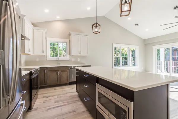 $2,950 | 640 Jefferson Avenue, Unit H4, Perinton, NY 14450