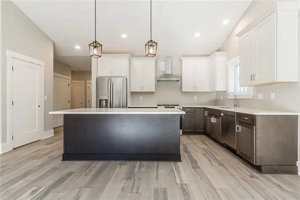 $2,950 | 640 Jefferson Avenue, Unit H4, Perinton, NY 14450