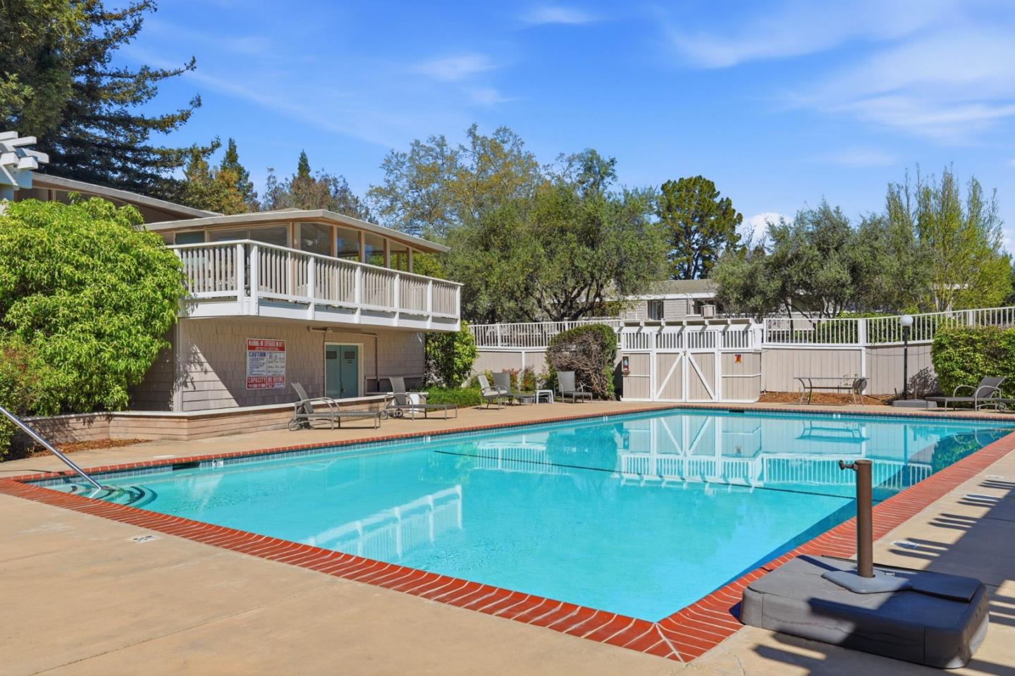 500 West Middlefield Road, Unit 20 Mountain View, CA 94043 - Photo 29 of 34