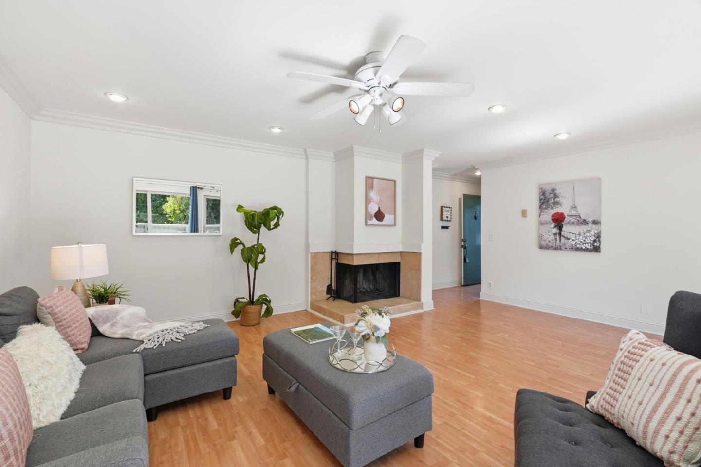 500 West Middlefield Road, Unit 20 Mountain View, CA 94043 - Photo 4 of 34