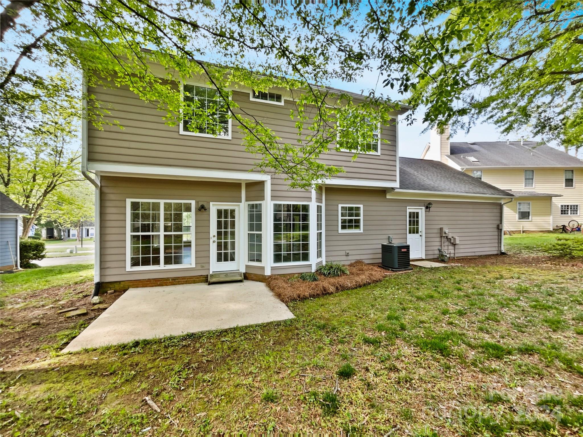 1508 Running Brook Road Charlotte, NC 28214 - Photo 8 of 18 Gallery Image 8