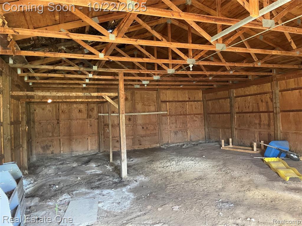6335 Tubspring Road Almont, MI 48003 - Photo 24 of 29 Gallery Image 24