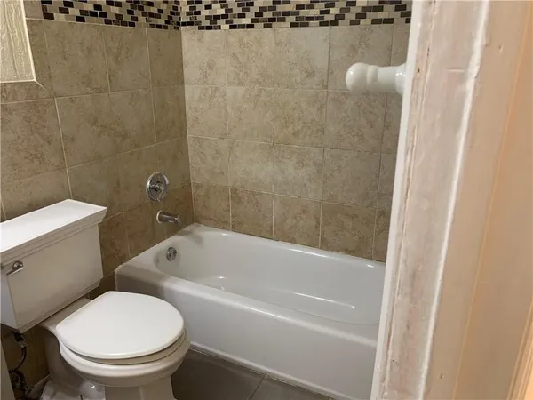 $3,595 | 2701 Northwest 21st Street, Fort Lauderdale, FL 33311