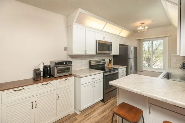 $123,900 | 1911 Viking Drive Northwest, Unit 25, Rochester, MN 55901