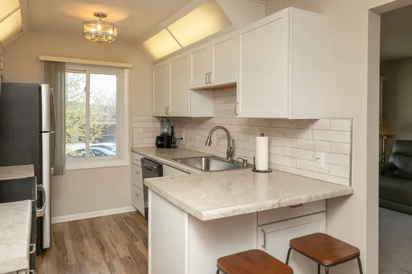 $123,900 | 1911 Viking Drive Northwest, Unit 25, Rochester, MN 55901