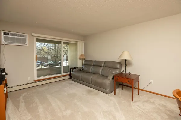 $123,900 | 1911 Viking Drive Northwest, Unit 25, Rochester, MN 55901