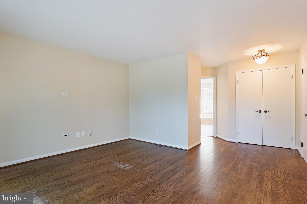 11631 Chapel Cross Way Reston, VA 20194 - Photo 26 of 57