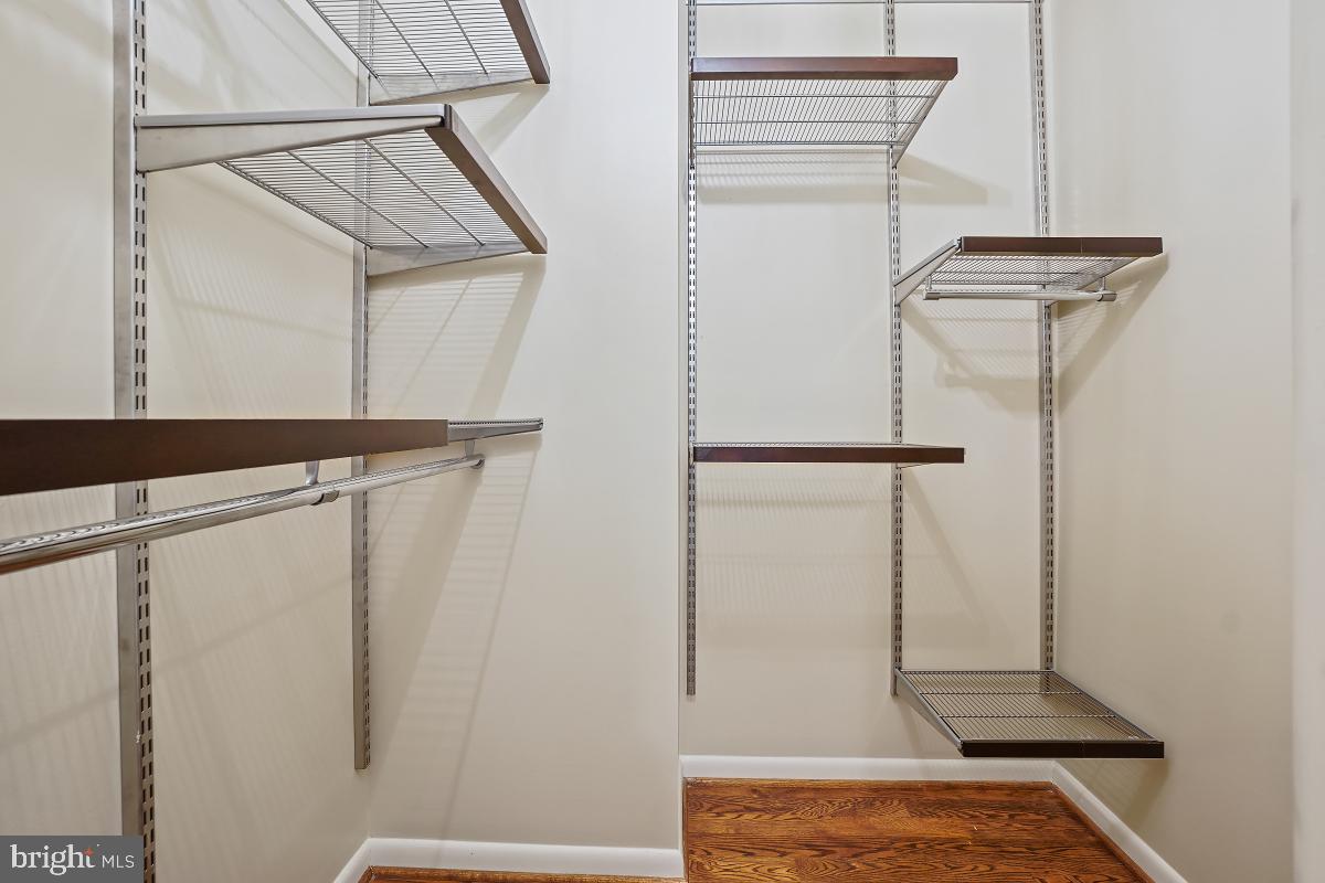 11631 Chapel Cross Way Reston, VA 20194 - Photo 27 of 57