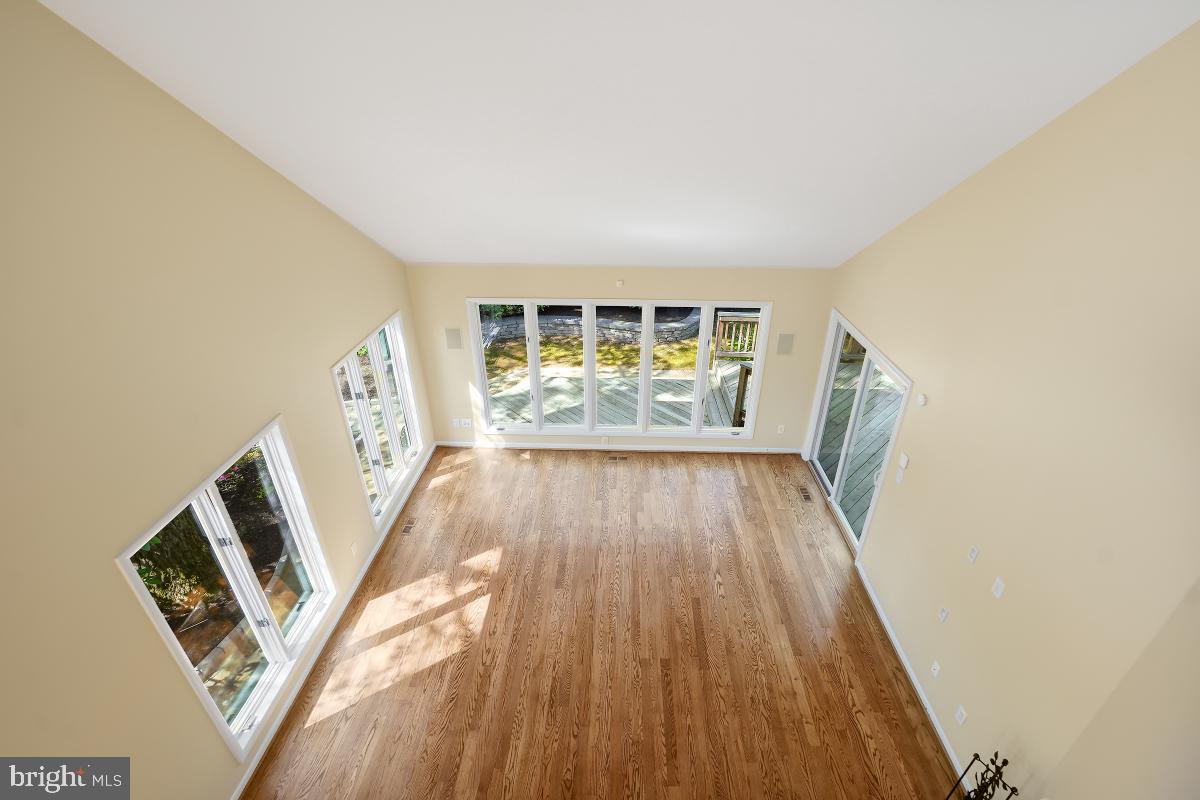 11631 Chapel Cross Way Reston, VA 20194 - Photo 33 of 57