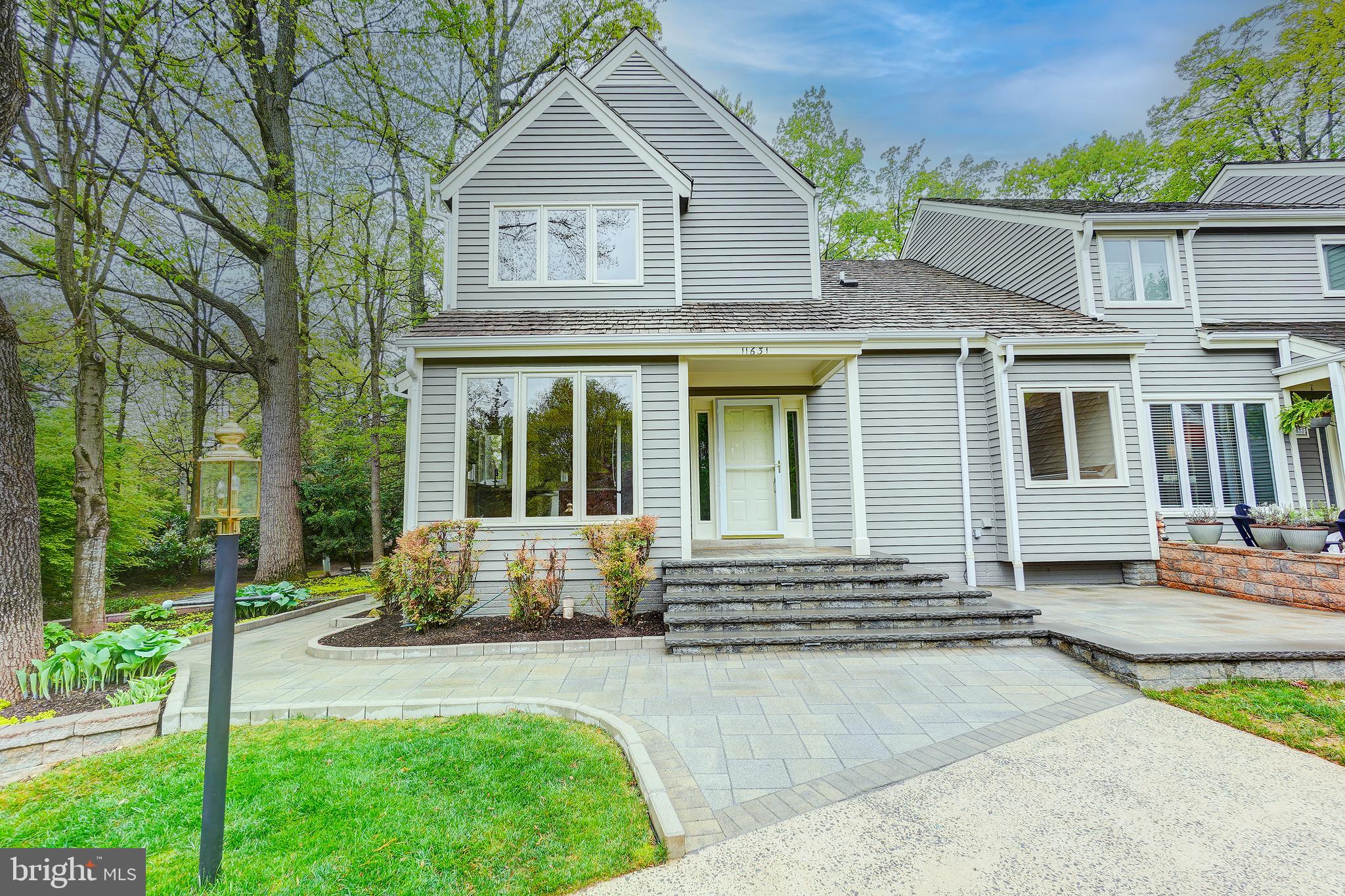 11631 Chapel Cross Way Reston, VA 20194 - Photo 4 of 57