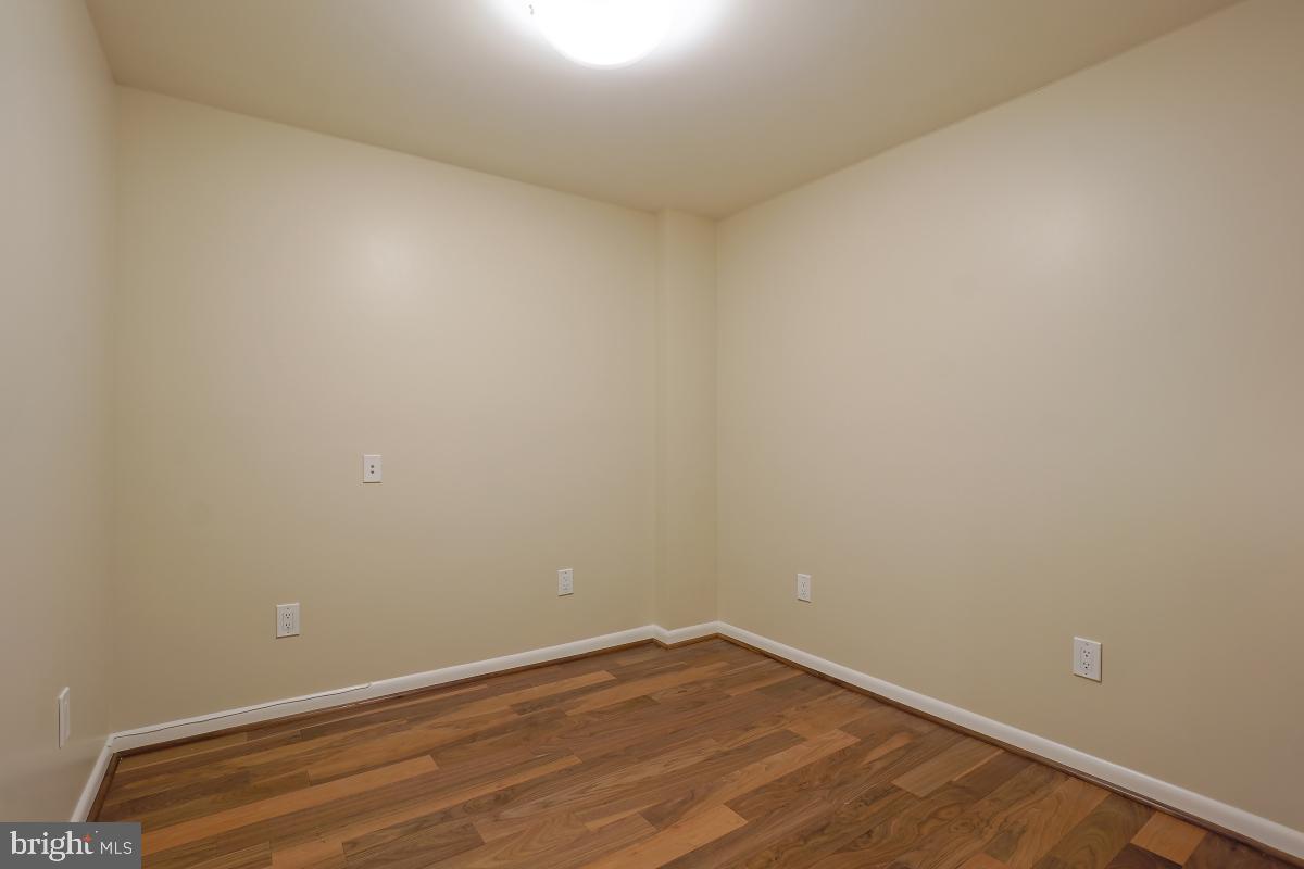 11631 Chapel Cross Way Reston, VA 20194 - Photo 44 of 57