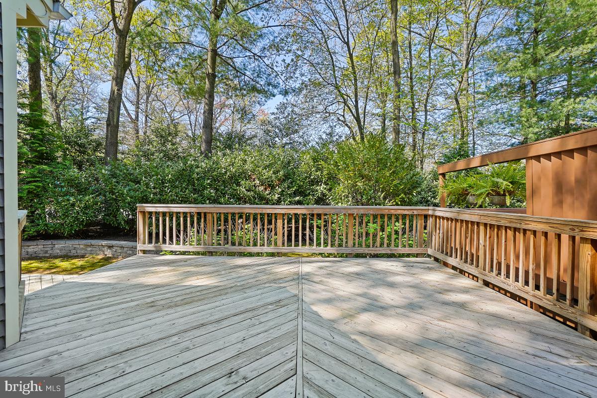 11631 Chapel Cross Way Reston, VA 20194 - Photo 50 of 57