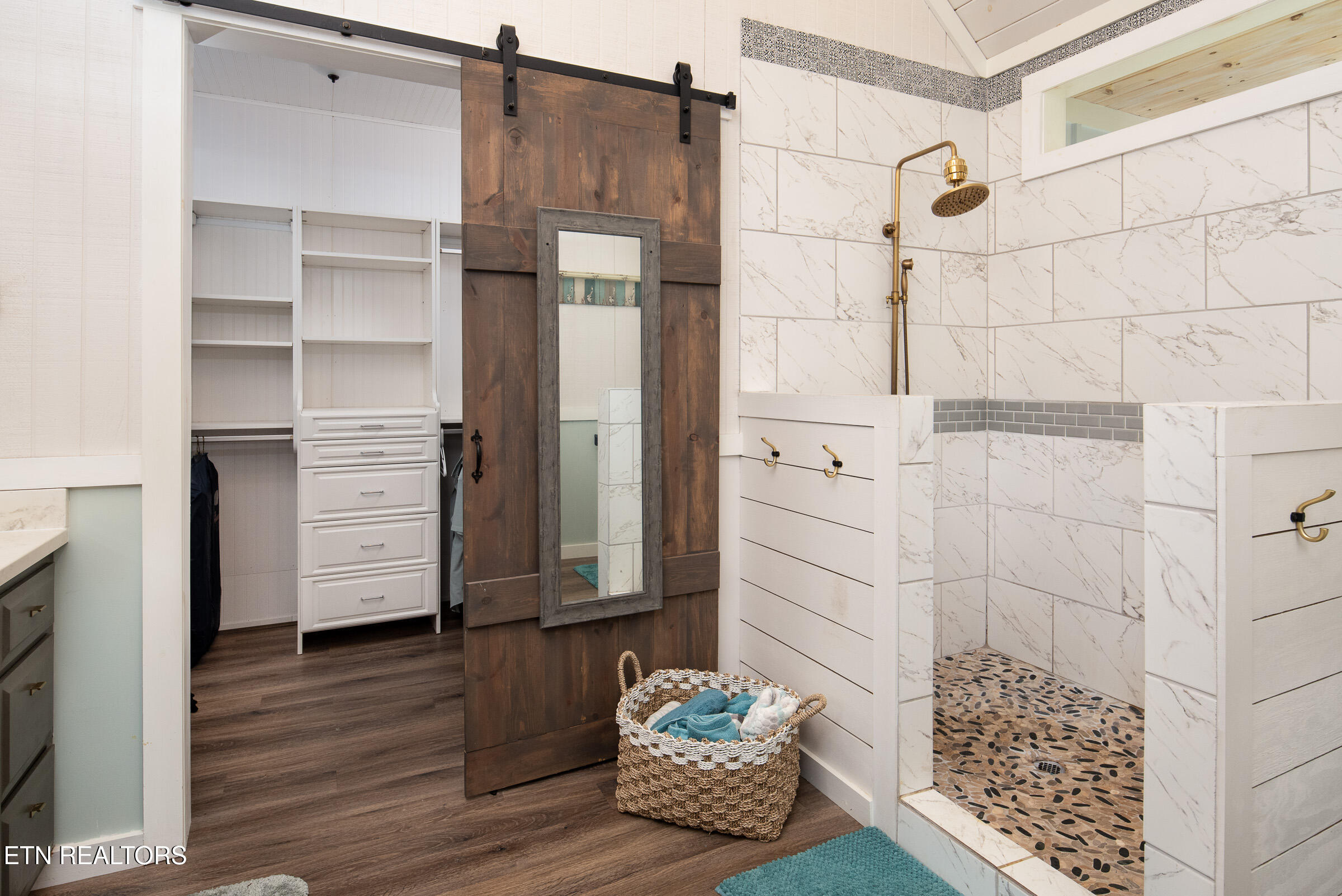 1048 Little Dogwood Road Kingston, TN 37763 - Photo 18 of 36 Walk-in Shower for Two